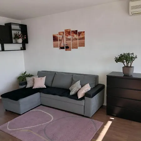 Apartman Nela Omis Exterior photo