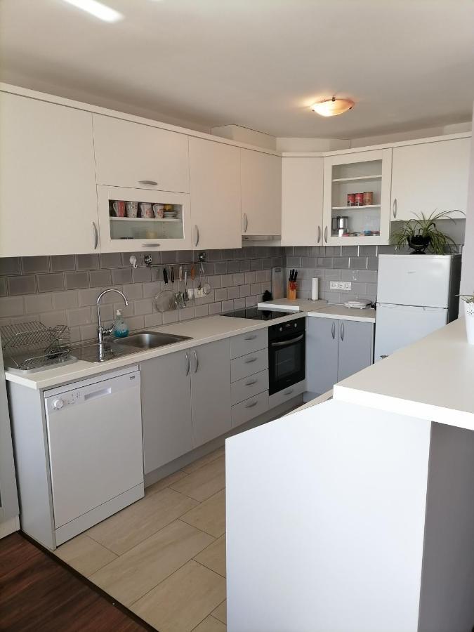 Apartment Nela Omis