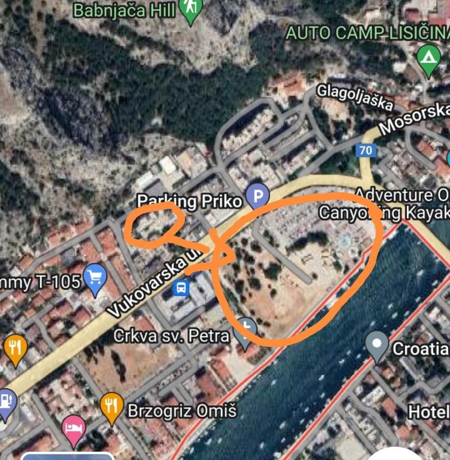 Apartment Nela Omis
